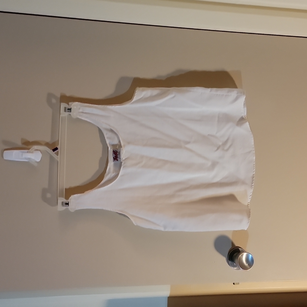 WHITE SLEEVELESS TOP - Picture 3 of 5